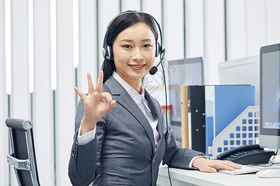 探索專業客服服務 創意圖片素材與咨詢服務融合